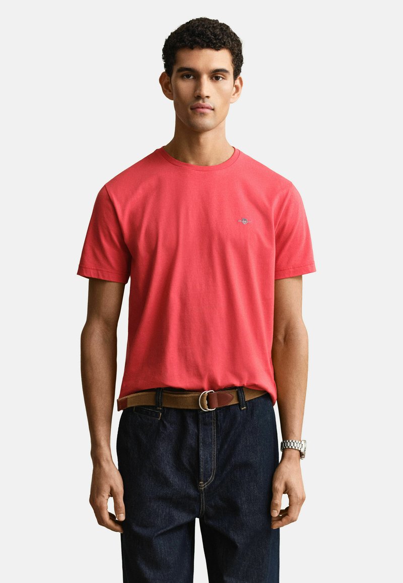 GANT REG SHIELD SS T-SHIRT - Jednoduché tričko - rose red