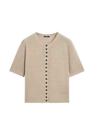 Cardigan beige à manches courtes avec encolure ronde et une rangée verticale de boutons noirs sur le devant.