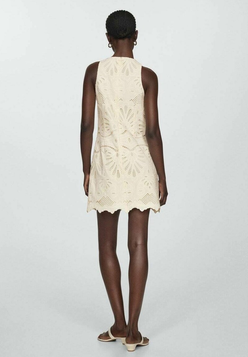 Mango Day dress - off-white - (Pre-owned) - Zalando.ie