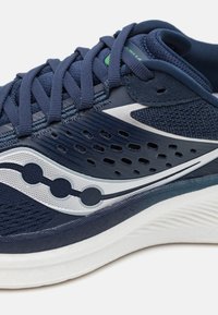 Saucony RIDE 17 - Hardloopschoenen voor op de weg - navy/gum