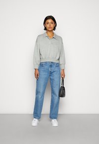 Nike Sportswear W NSW STYLE FLC CROP 3Q POLO - Camisola - grey