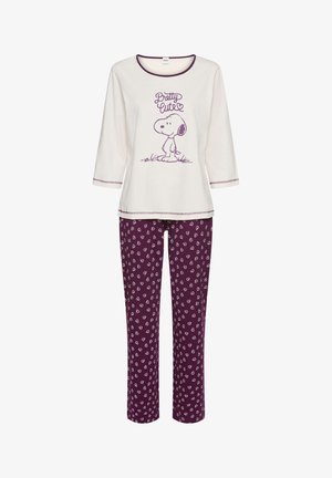 Weißes Oberteil mit Dreiviertelärmeln, lila Rand und Snoopy-Grafik. Lila Schlafanzughose mit weißen herzförmigen Mustern. Weicher Stoff.