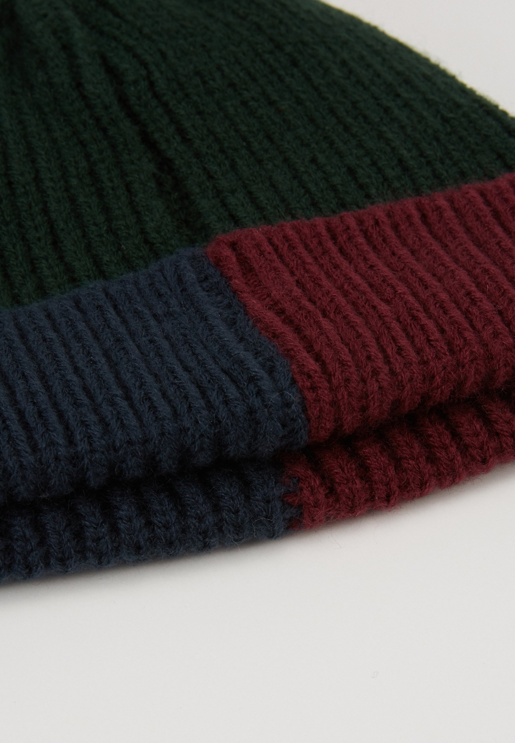 Urban Classics COLORBLOCKING FISHERMAN 
