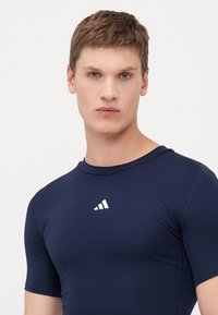 adidas Performance TEE - Sporta krekli - legend ink