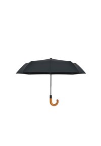 Czarna parasolka z ośmioma panelami na prętach, drewnianym uchwytem w kształcie haka i metalowym zakończeniem. Kompaktowy design, gładka faktura i prosta estetyka.