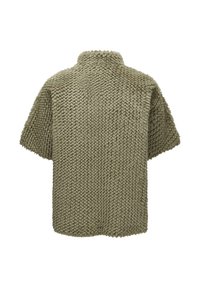 Kurzärmliger, olivgrüner Pullover mit strukturiertem Strickmuster, hohem Kragen und lässiger Passform. Weicher, kuscheliger Stoff.