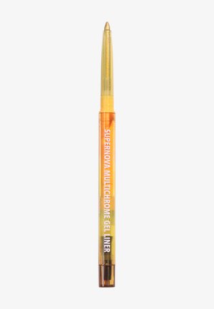 Crayon eyeliner gel multichrome or rétractable avec boîtier transparent orange-jaune portant l'inscription "SUPERNOVA MULTICHROME GEL LINER".