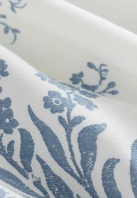 Hommikumantel - mottled blue