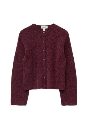 Burgunderfarbene, kurz geschnittene Strickjacke aus weichem, strukturiertem Stoff mit Rundhalsausschnitt und sechs vorderen Knöpfen. Sie hat lange Ärmel und ein schlichtes Design.