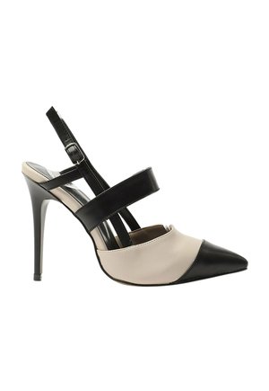 Dames hoge hakken zwart-beige slingback schoen met puntige neus en twee zwarte bandjes over de voet.