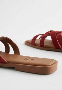 Next FOREVER COMFORT LATTICE - Tagant lahtised kingad - red
