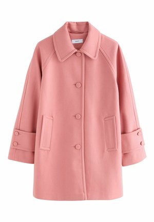 Roze wollen jas met een rond kraag, grote knopen aan de voorkant, twee zijzakken en brede mouwen met knoopdetails. Soepele textuur.
