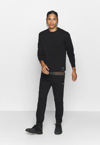 Björn Borg CENTRE CREW - Sportinis megztinis - black beauty