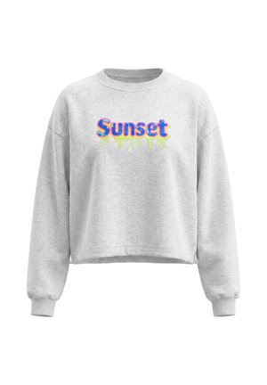 Lysegrå cropped sweatshirt med lange ærmer, ribkanter og farverig "Sunset" tekst med drypteffekt på fronten.