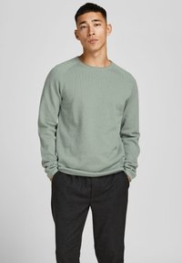 Jack & Jones JJEHILL CREW NECK  - Pulóver - slate gray