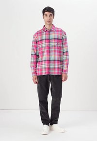 Tommy Jeans UTILITY OVERSHIRT - Shirt - vintage cerise