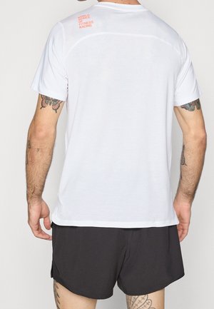 Sport T-Shirt - white