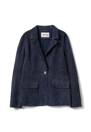 Marineblauer Wildlederblazer mit eingesetztem Revers, einreihiger Knopfleiste, zwei Vorderentaschen und glatter Textur. Das Etikett trägt die Aufschrift "STEFANEL".