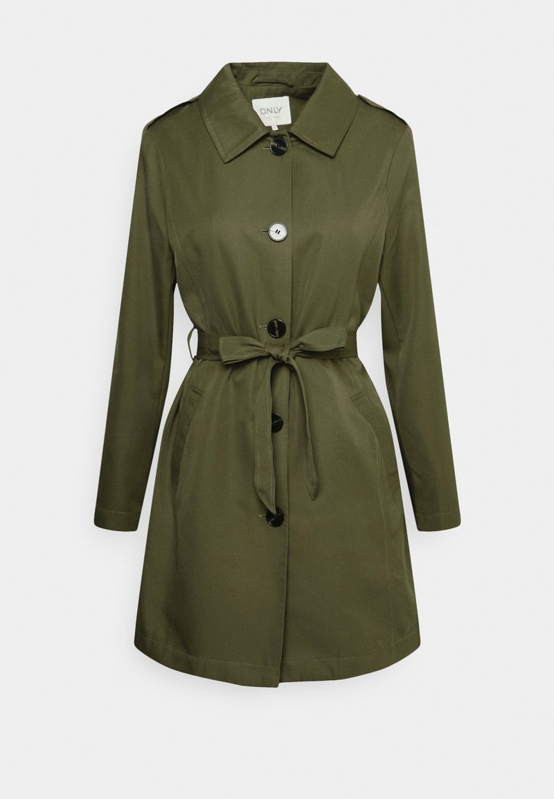 Trench-coat mi-long vert olive avec manches longues, col, grands boutons sur le devant et ceinture nouée à la taille.