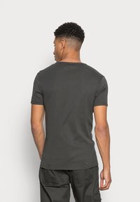 G-STAR BASE 2er PACK - T-shirt básica - premium 1 by 1 o cloack