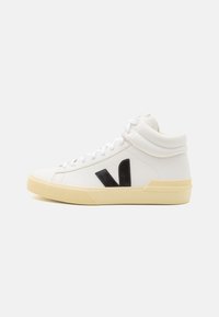 Nije odabrano, extra white/black/butter