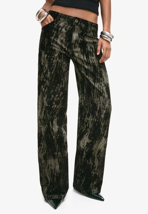 Baggy jeans - green