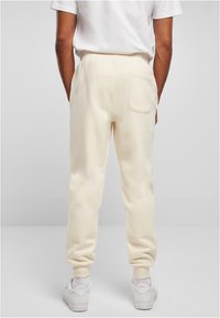 Urban Classics BASIC SWEATPANTS - Treningo apatinė dalis - whitesand