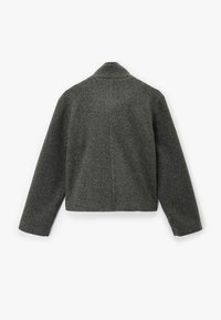 Graue Jacke aus Wollmischung mit einem maßgeschneiderten Kragen und langen Ärmeln, mit geradem Schnitt und strukturiertem Stoff auf der Rückseite.