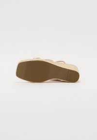 RAID LOTTYS - Sandalias con plataforma - natural