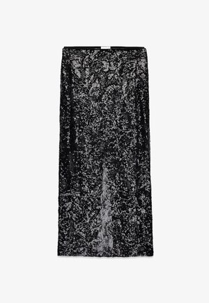 Čierna maxi sukňa s flitrami, s priesvitným prekrytím a zložitými vzormi. Hladká textúra a priliehavý pás pre lepšie prispôsobenie.