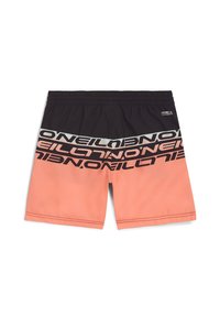 Pantaloni da nuoto da uomo con fondo corallo e parte superiore nera, caratterizzati da un audace motivo con logo O'Neill bianco e una vita elastica.