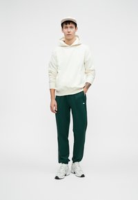 Ellesse MADONE HOODY - Mikina s kapucňou - off white