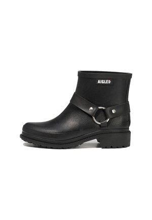 Platform ankle boots - black