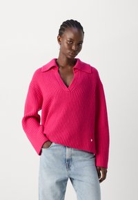 Mos Mosh Pulover - pink peacock