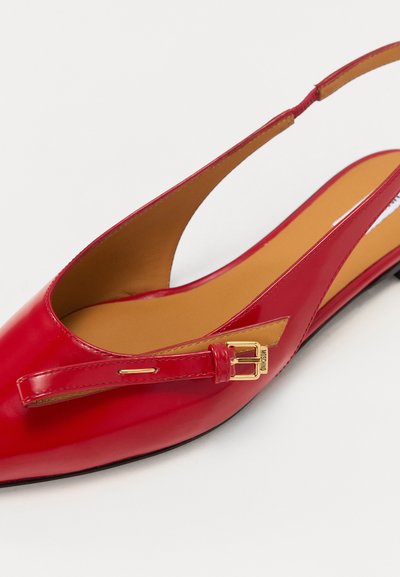 MOSCHINO Kannarihmaga baleriinad - rosso