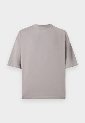 Lihtne heledat halli tooni lahtine lühikeste varrukatega särk ümara kaelusega, esitatuna lamedalt valgel taustal.