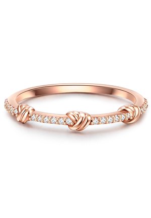 Roségoldring mit einem glatten Band und drei Knotenakzenten sowie einer Reihe von funkelnden klaren Steinen entlang der Oberseite zur Dekoration.