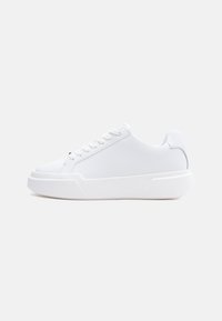 Non sélectionné, triple bright white