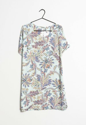 Kurzarmkleid mit mehrfarbigem floralem Paisley-Muster, hängend an einem schwarzen Kleiderbügel vor weißem Hintergrund.