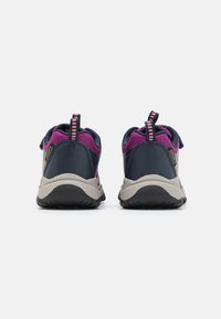 Keen WANDURO LOW WP CHILDREN UNISEX - Hikingsko - black