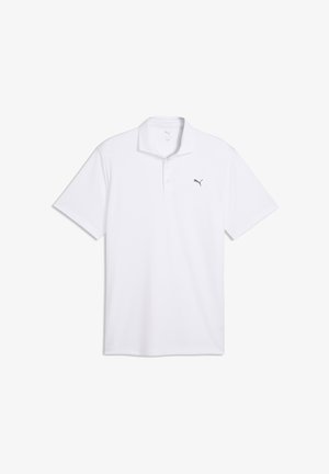 Polo blanc en tissu lisse, doté d'un col, d'une patte à trois boutons, et d'un petit logo gris sur la poitrine gauche.