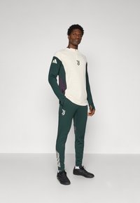 adidas Performance JUVENTUS PRO TOP - Joukkuetuote - ecru tint