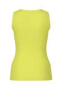 Ärmelloses gelbes Tanktop aus Rippstoff mit rundem Ausschnitt und taillierter Passform. Keine sichtbaren Muster oder Hardware-Details.