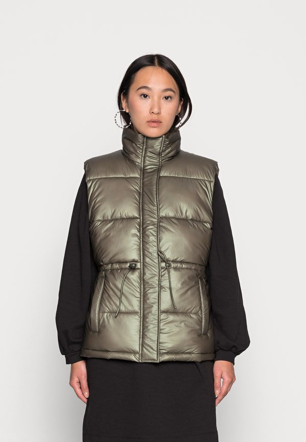 IHEllette - Waistcoat - Main Image