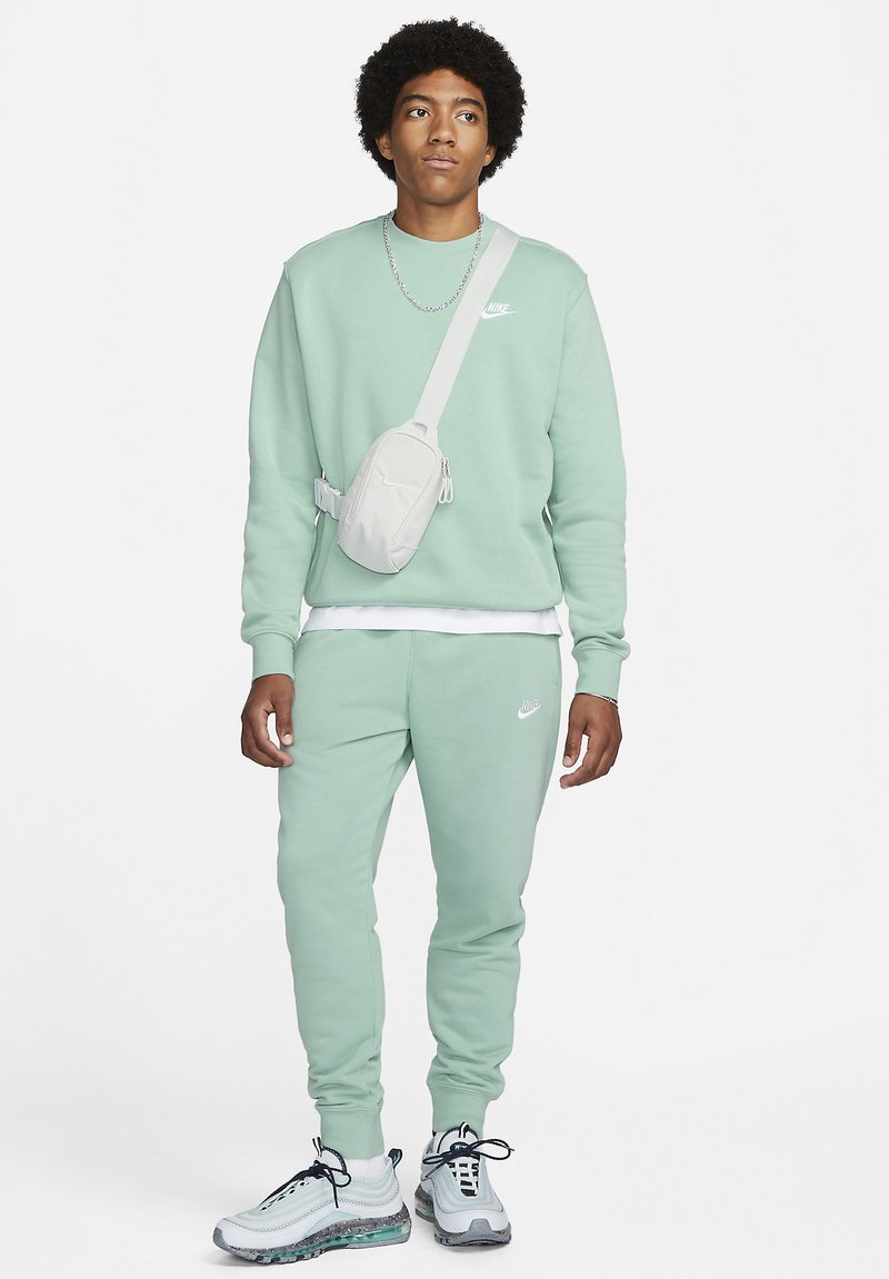 Ensemble Nike Vert Pastel Survetement Nike Pastel