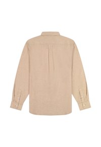 Chemise beige à manches longues avec poignets boutonnés, pli au dos et col classique, vue de dos sur fond blanc.