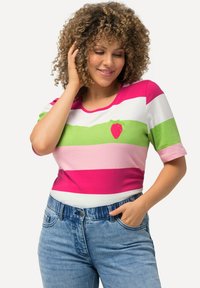 Ulla Popken STRIPED EMBROIDERED LOGO SHORT SLEEVE  - Triko s potiskem - fuchsia pink