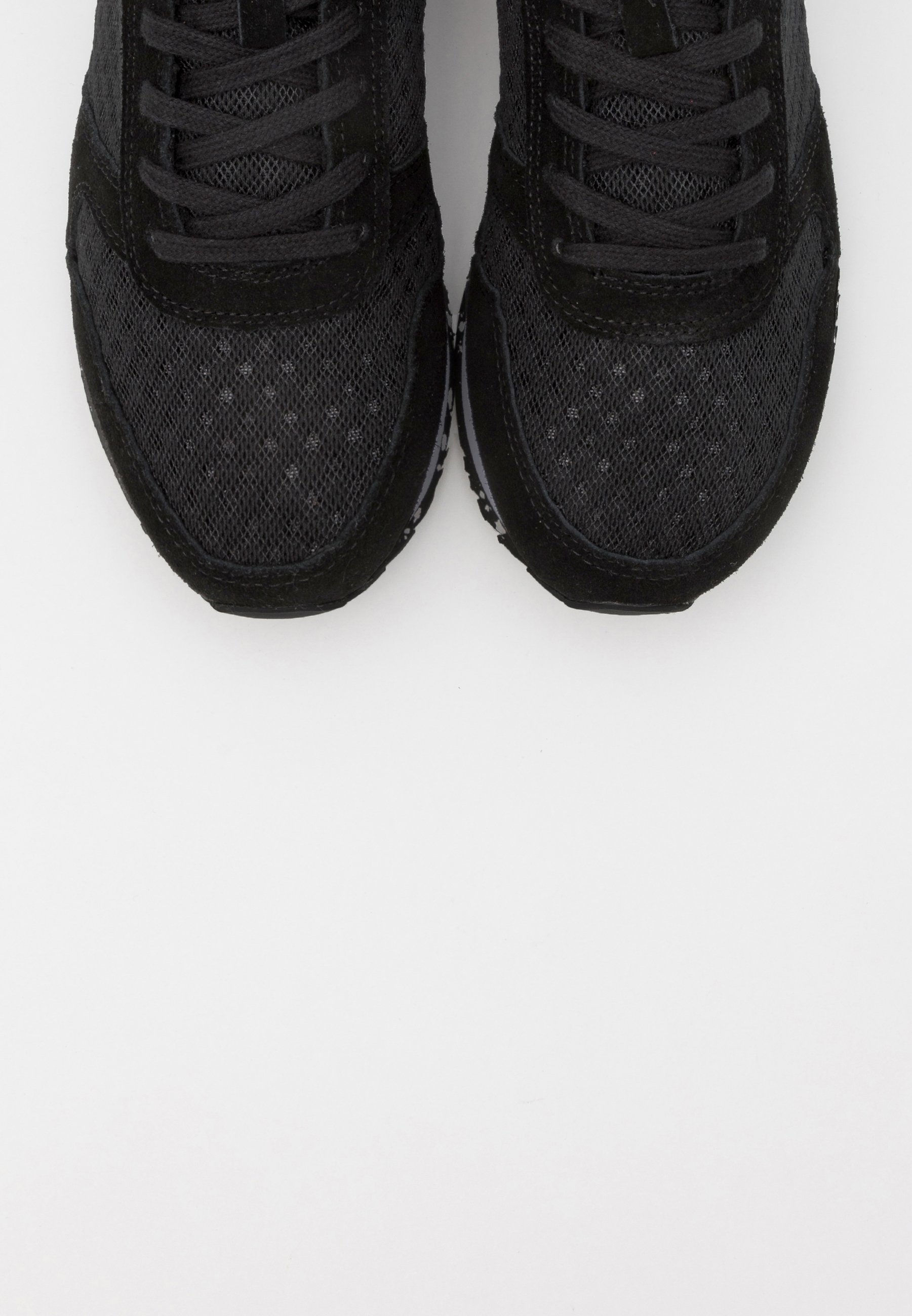 Woden Dames Sneakers Zwart print dots runner | Van den Assem