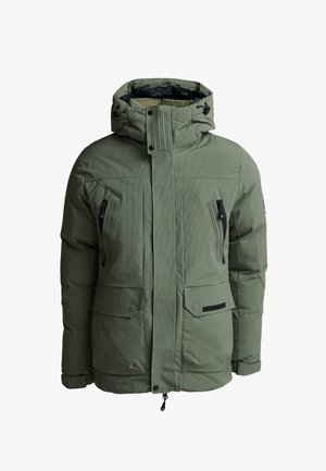 Roheline isoleeritud jakk kapuutsiga, millel on lukuga taskud, tekstuuriga kangas ja ees lukuga sulgemine. Hingav disain ventileerimisdetailidega.