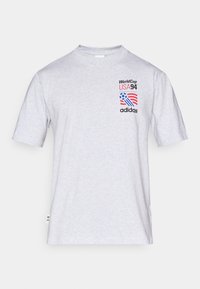 Unselected, light grey heather